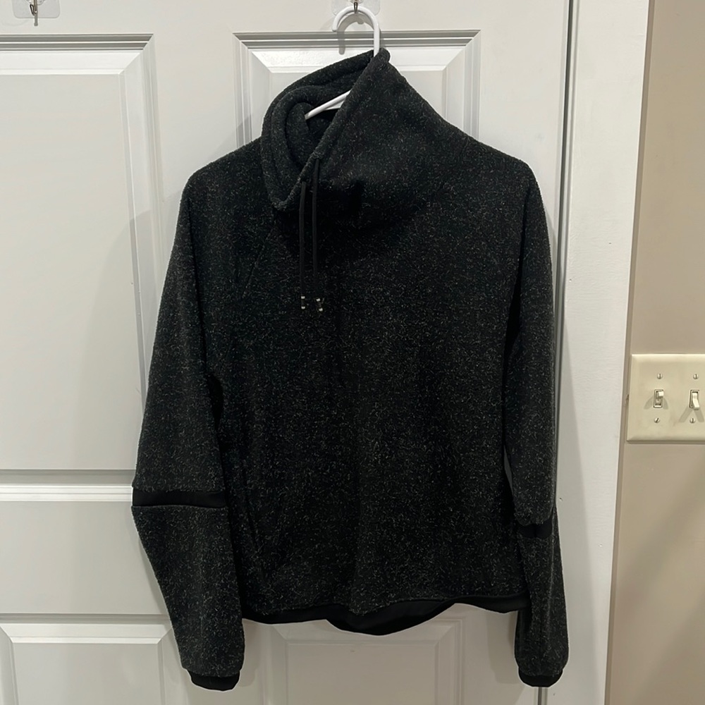 Black Nike Pull Over - image 1